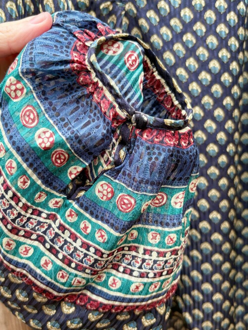 Doen Manzanita Blouse Size Medium 100% Silk Navy Blue Black Top Boho - Picture 8 of 17